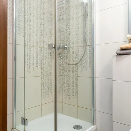 Nozownicza Street Apartment Breslau
